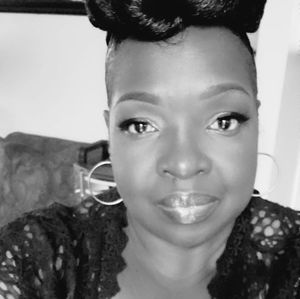 Meet your Posher, Regina